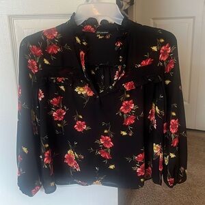 Woman’s Fashion Top!